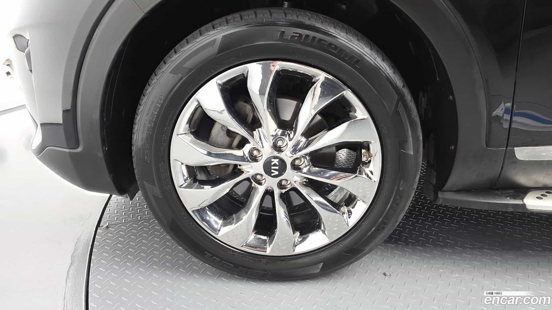 Sorento Kia 2017.8-OUTER-005