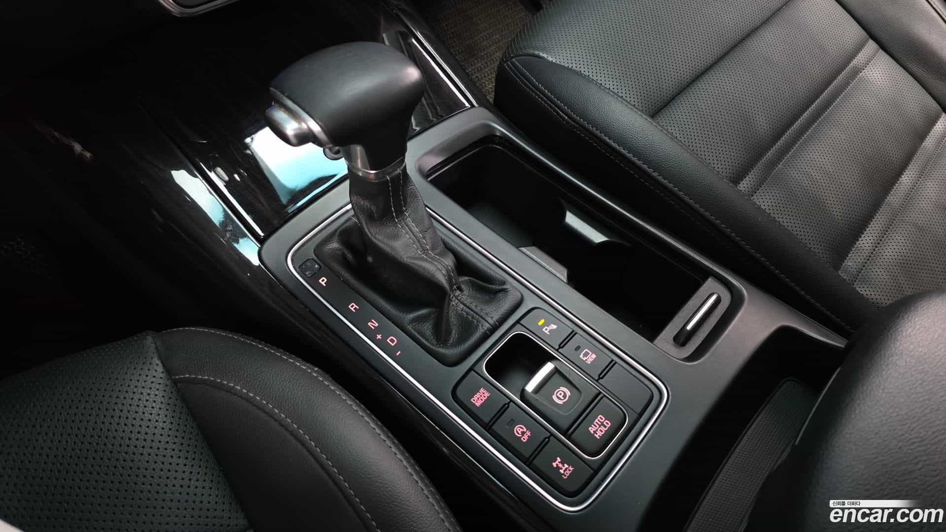 Sorento Kia 2017.8-INNER-009