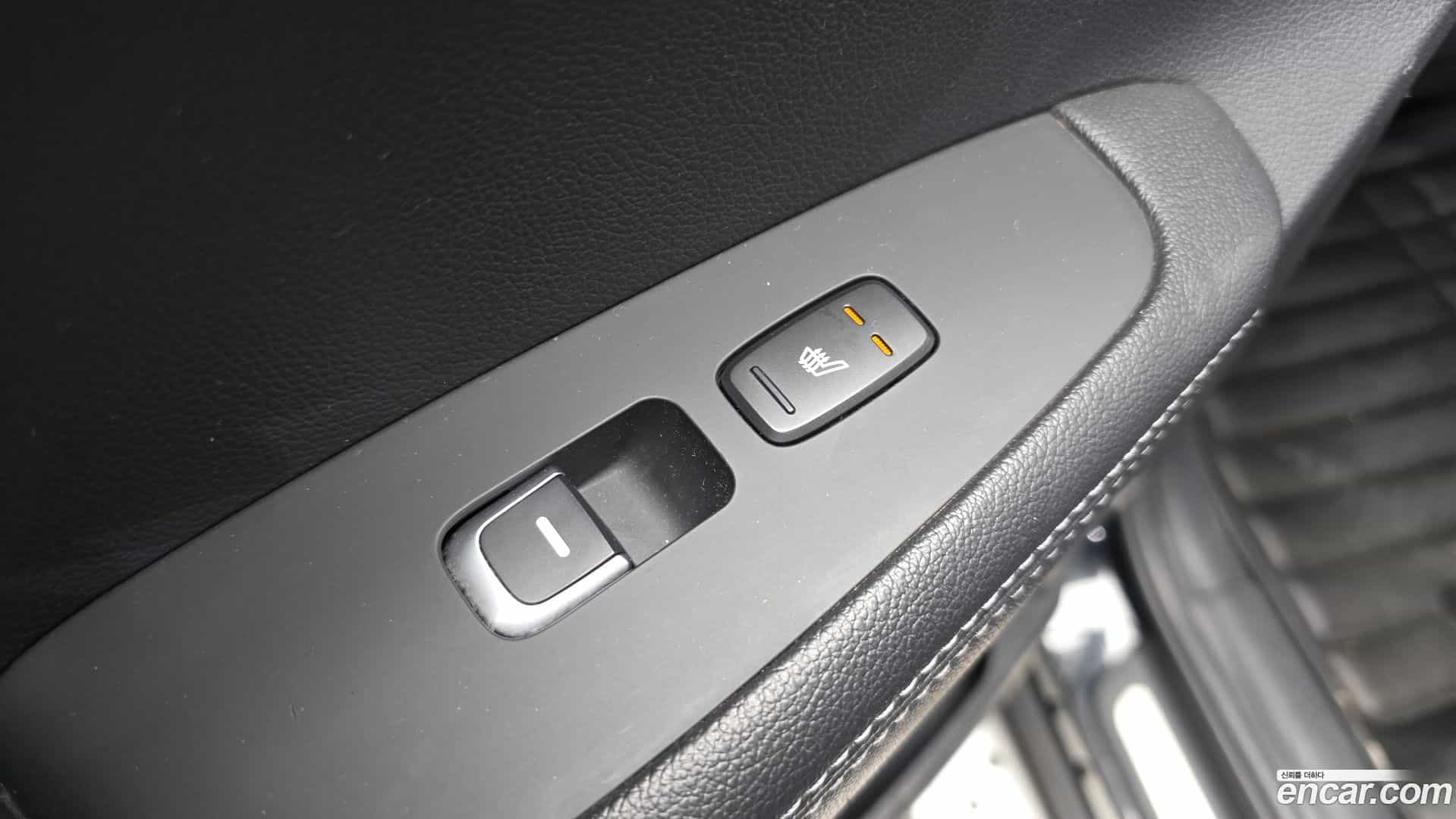 Sorento Kia 2017.8-OPTION-024