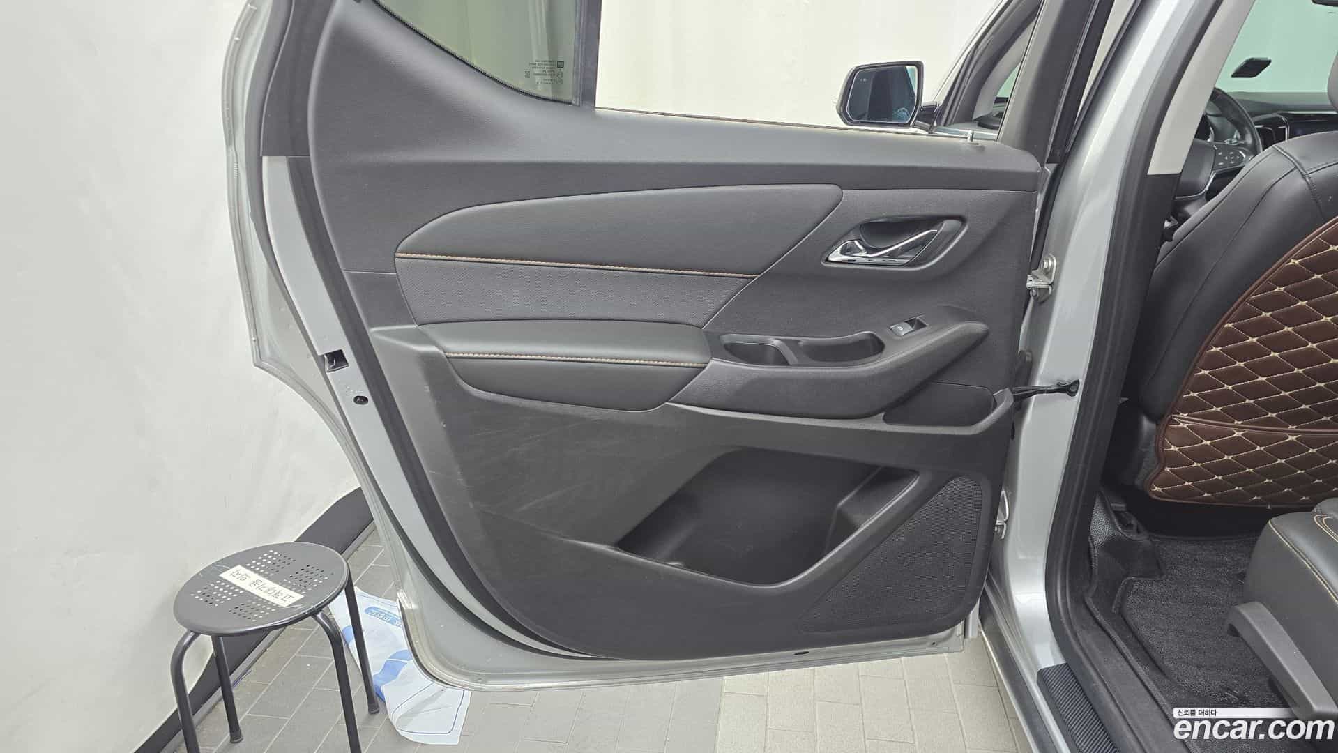 Traverse Chevrolet 2019.8-INNER-035