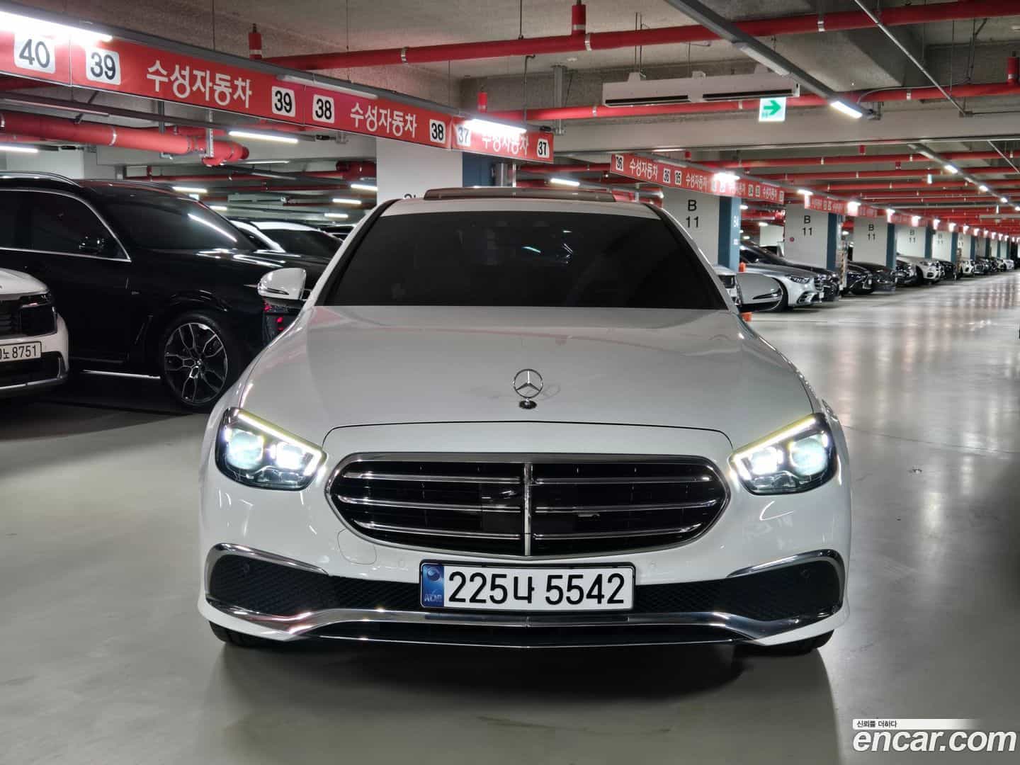 E-Class Mercedes-Benz 2021.6-OUTER-003