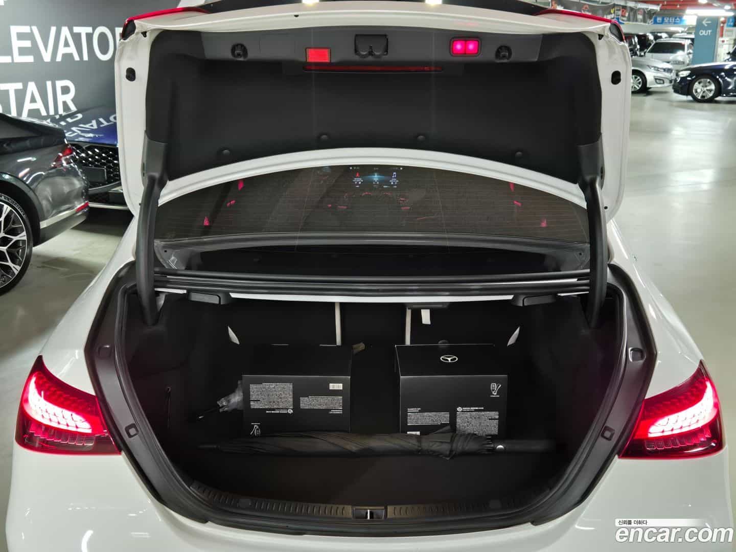 E-Class Mercedes-Benz 2021.6-OUTER-005