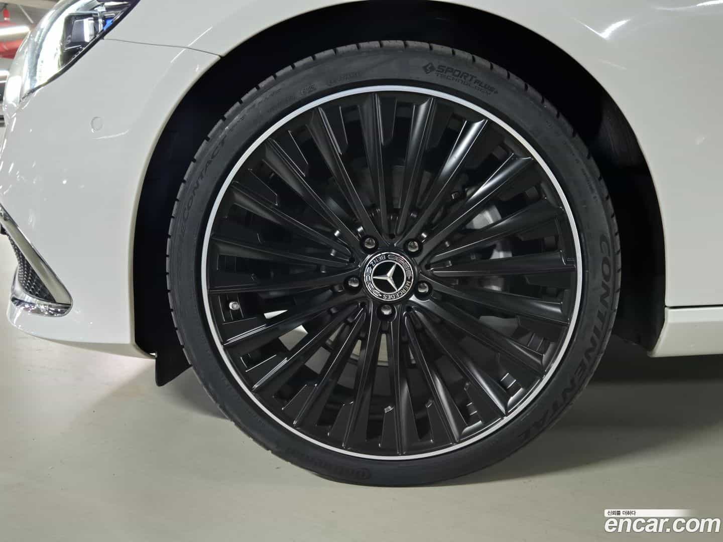 E-Class Mercedes-Benz 2021.6-OUTER-006