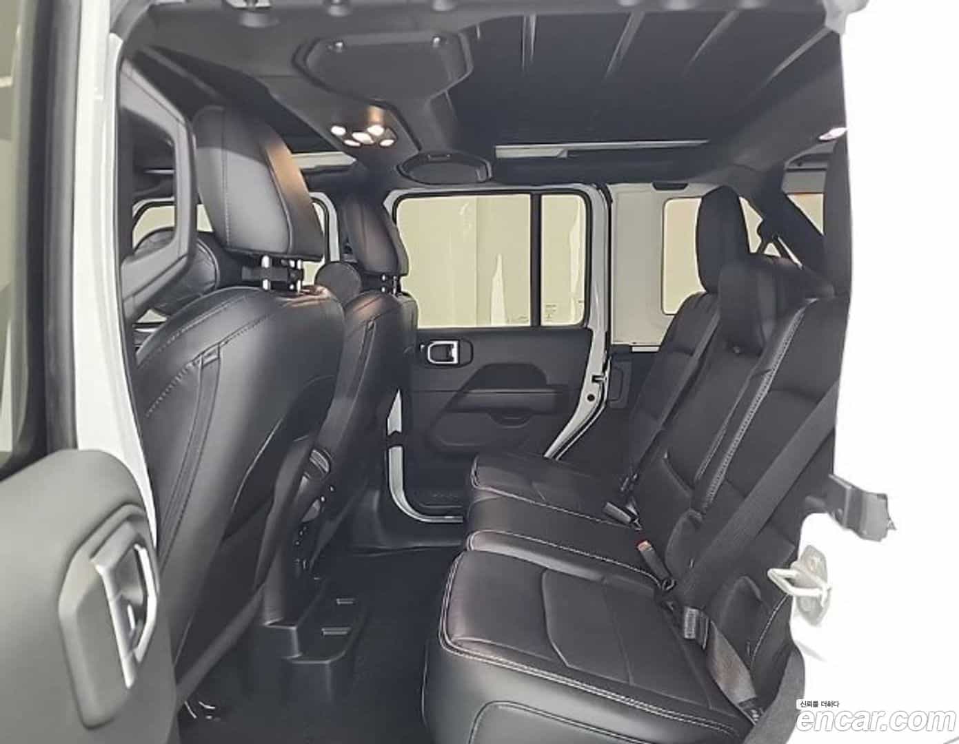 Wrangler Jeep 2023.3-OPTION-016