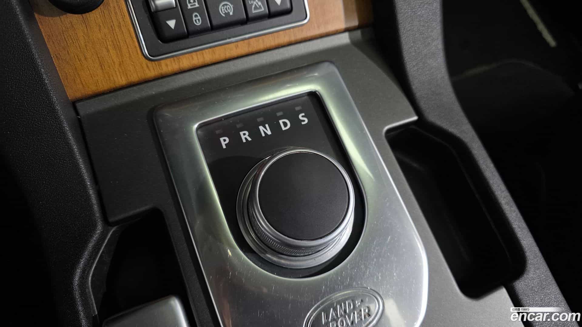 Discovery Land Rover 2016.1-INNER-009