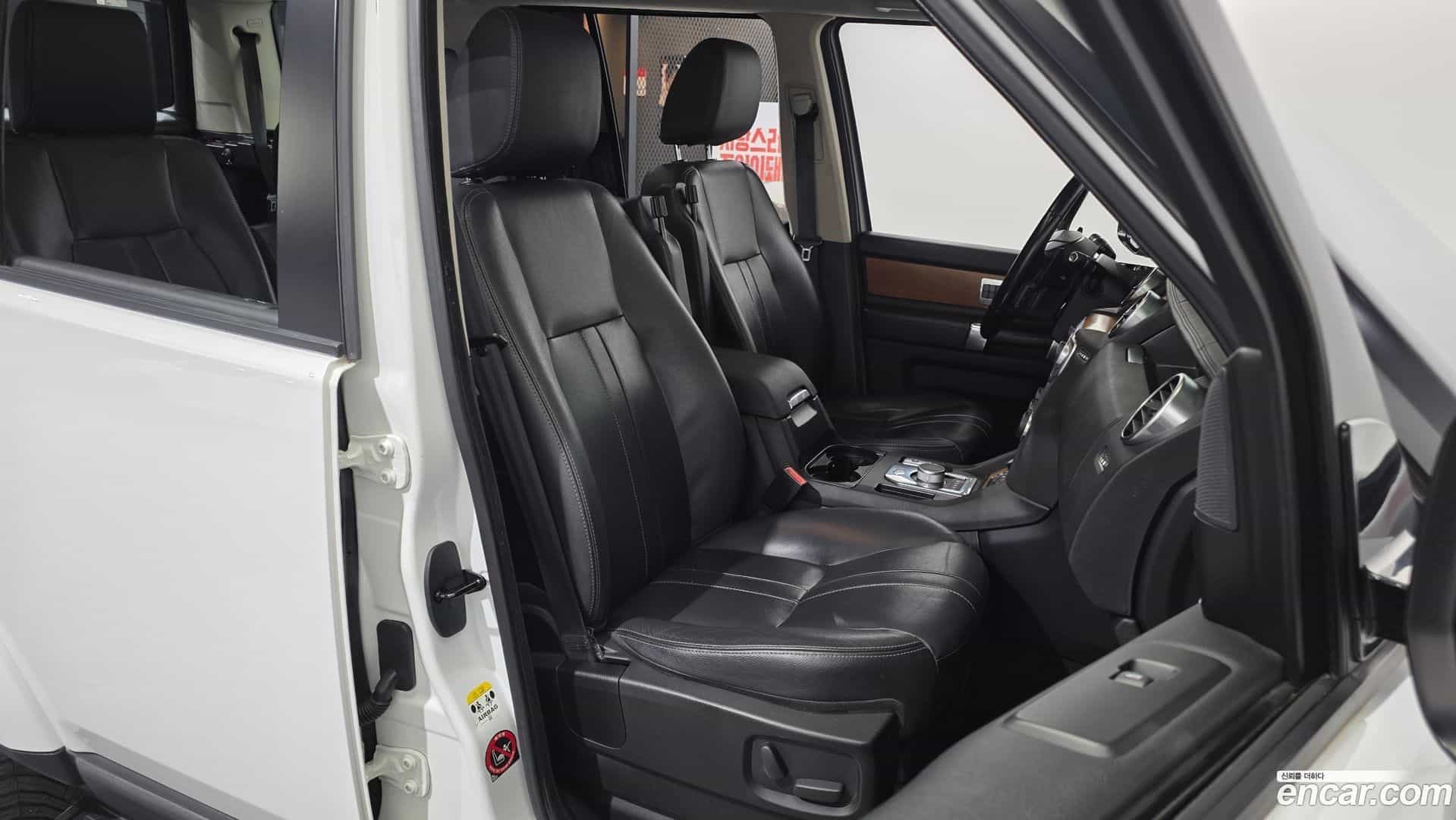 Discovery Land Rover 2016.1-OPTION-016