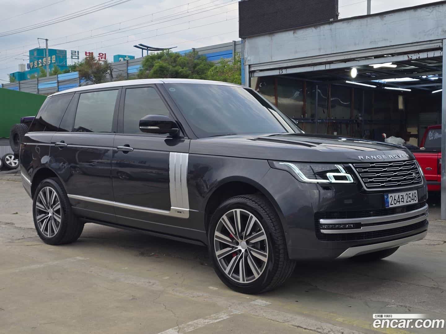 Range Rover Land Rover 2016.8-OUTER-002