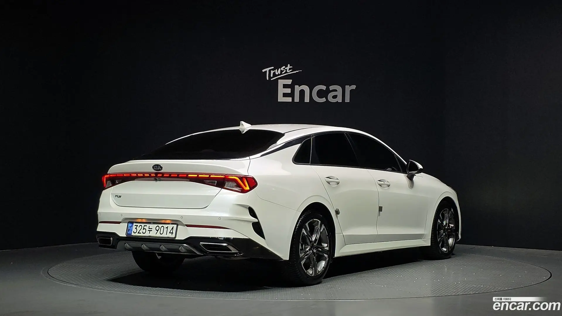 Main__Slider__Photo:K5 Kia 2020.10-1