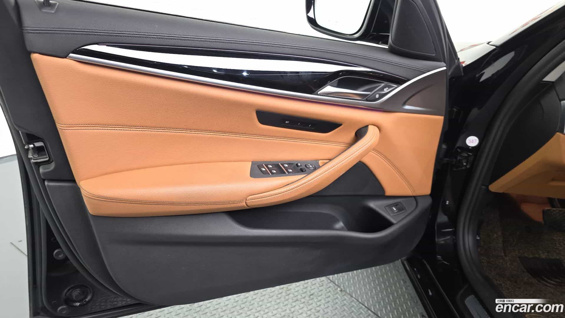 5-Series BMW 2019.10-INNER-034