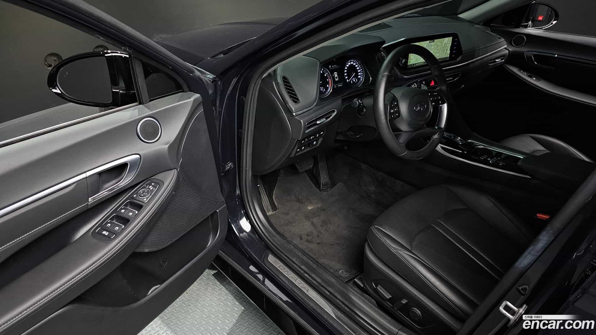 Sonata Hyundai 2023.4-INNER-010