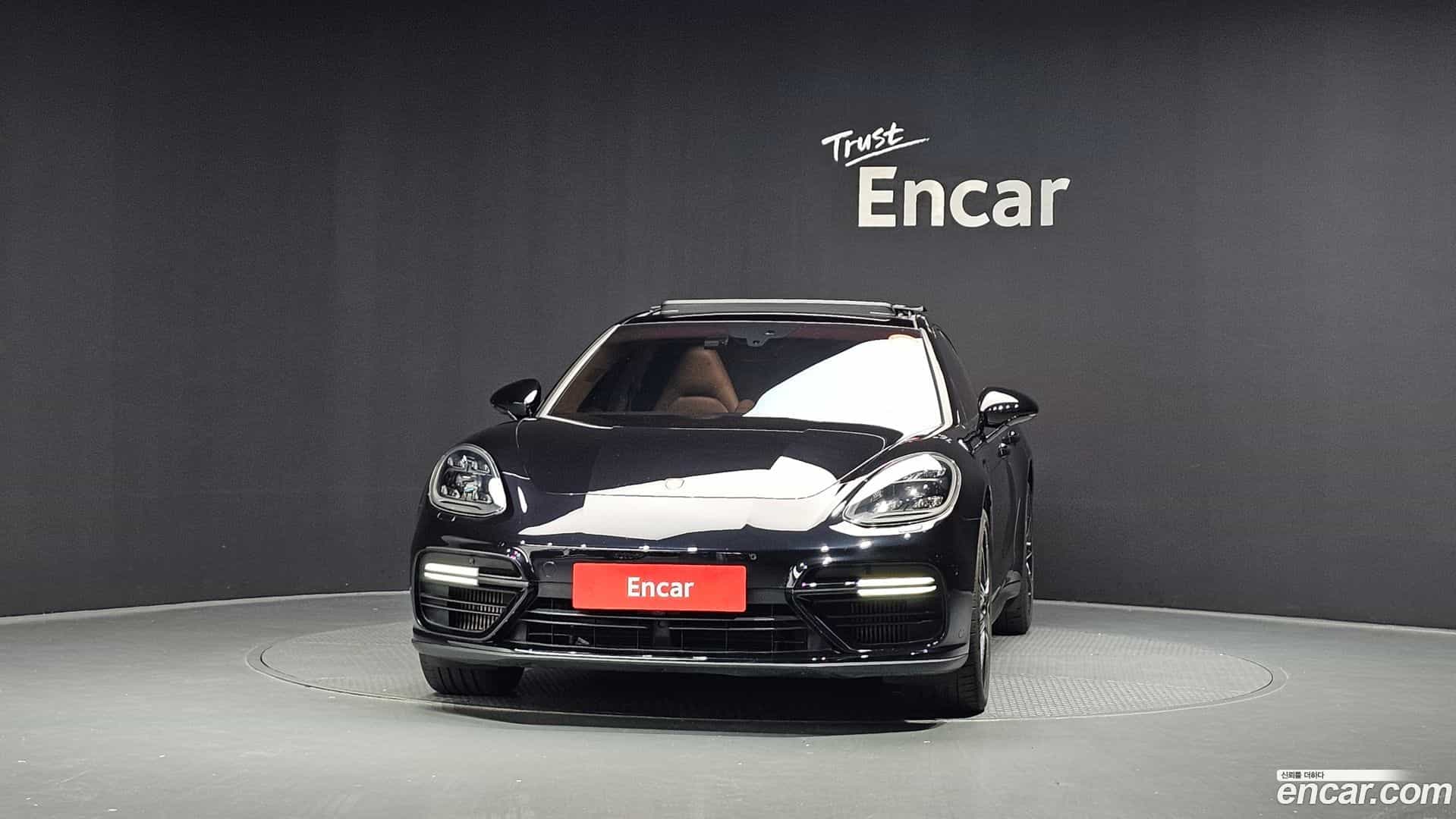Panamera Porsche 2017.11-OUTER-003