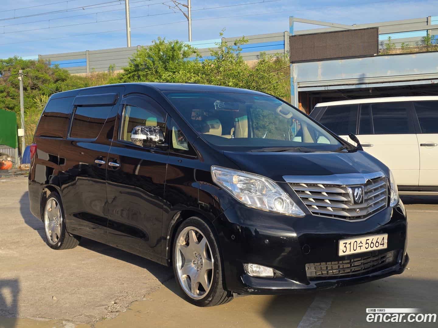 Alphard Toyota 2010.11-INNER-007