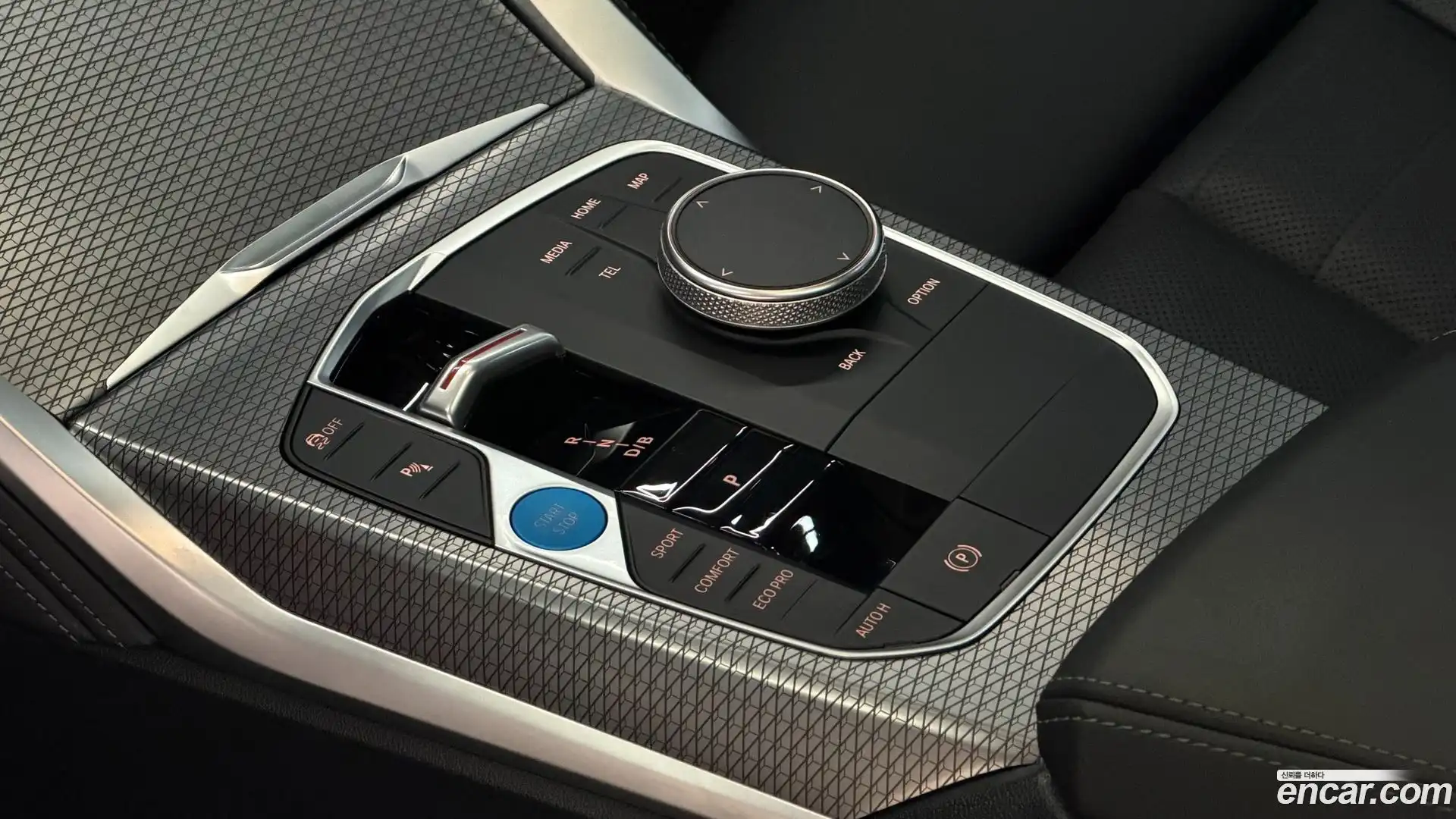 i4 BMW 2024.5-INNER-009