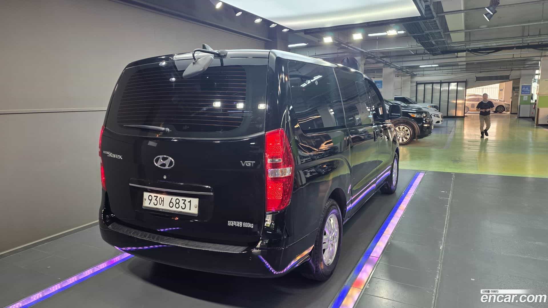 Starex Hyundai 2017.2-OUTER-002