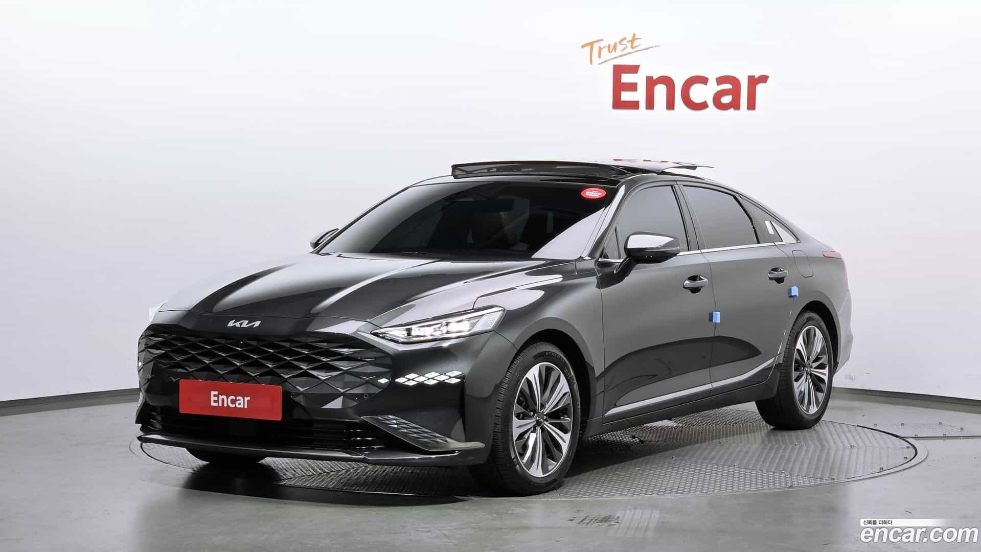 K8 Kia 2021.11-OUTER-001