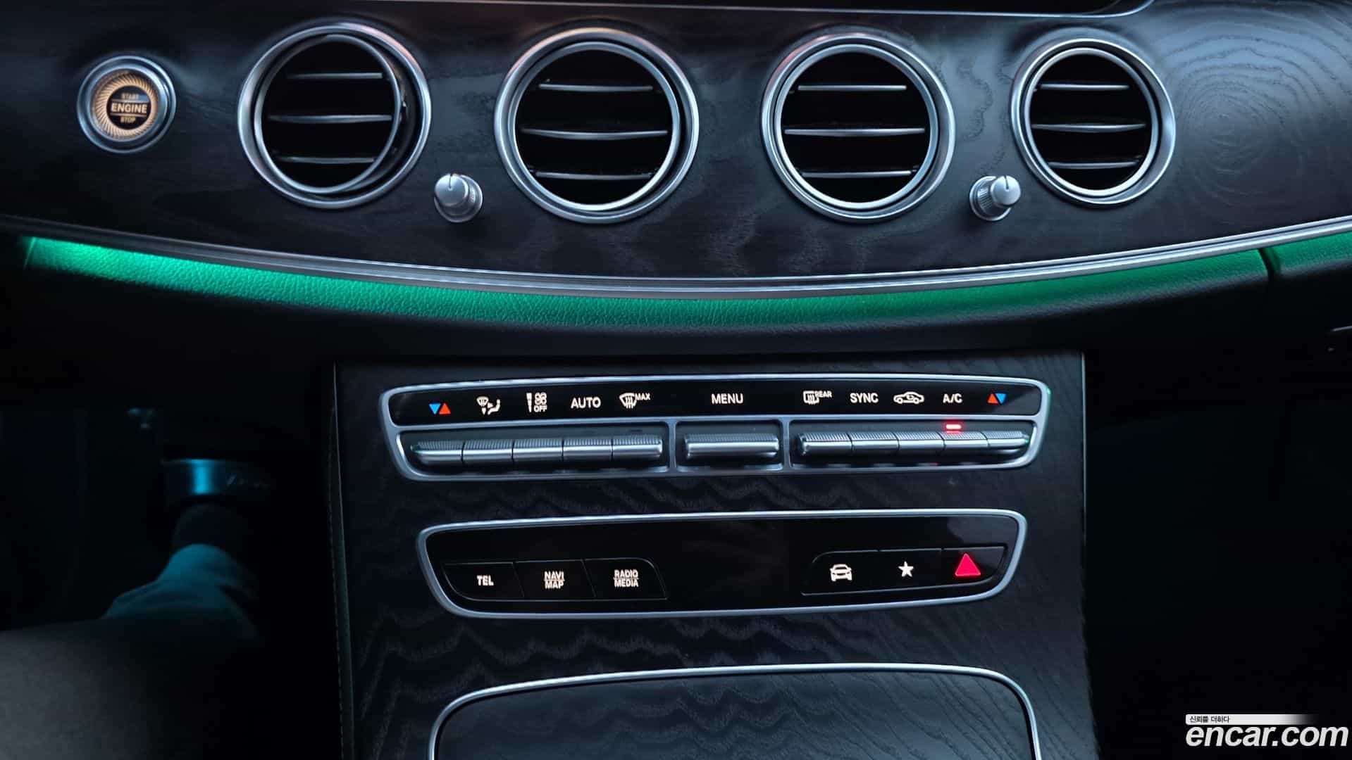 E-Class Mercedes-Benz 2021.6-OPTION-019