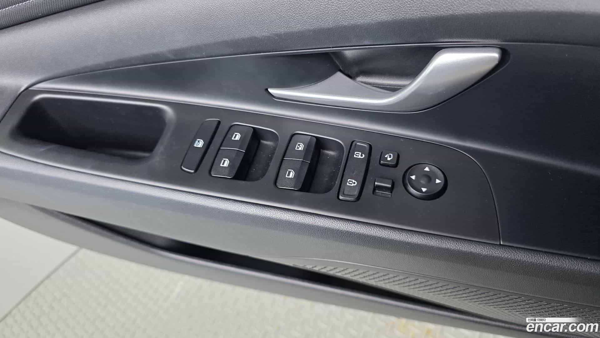 AVANTE Hyundai 2021.8-OPTION-016