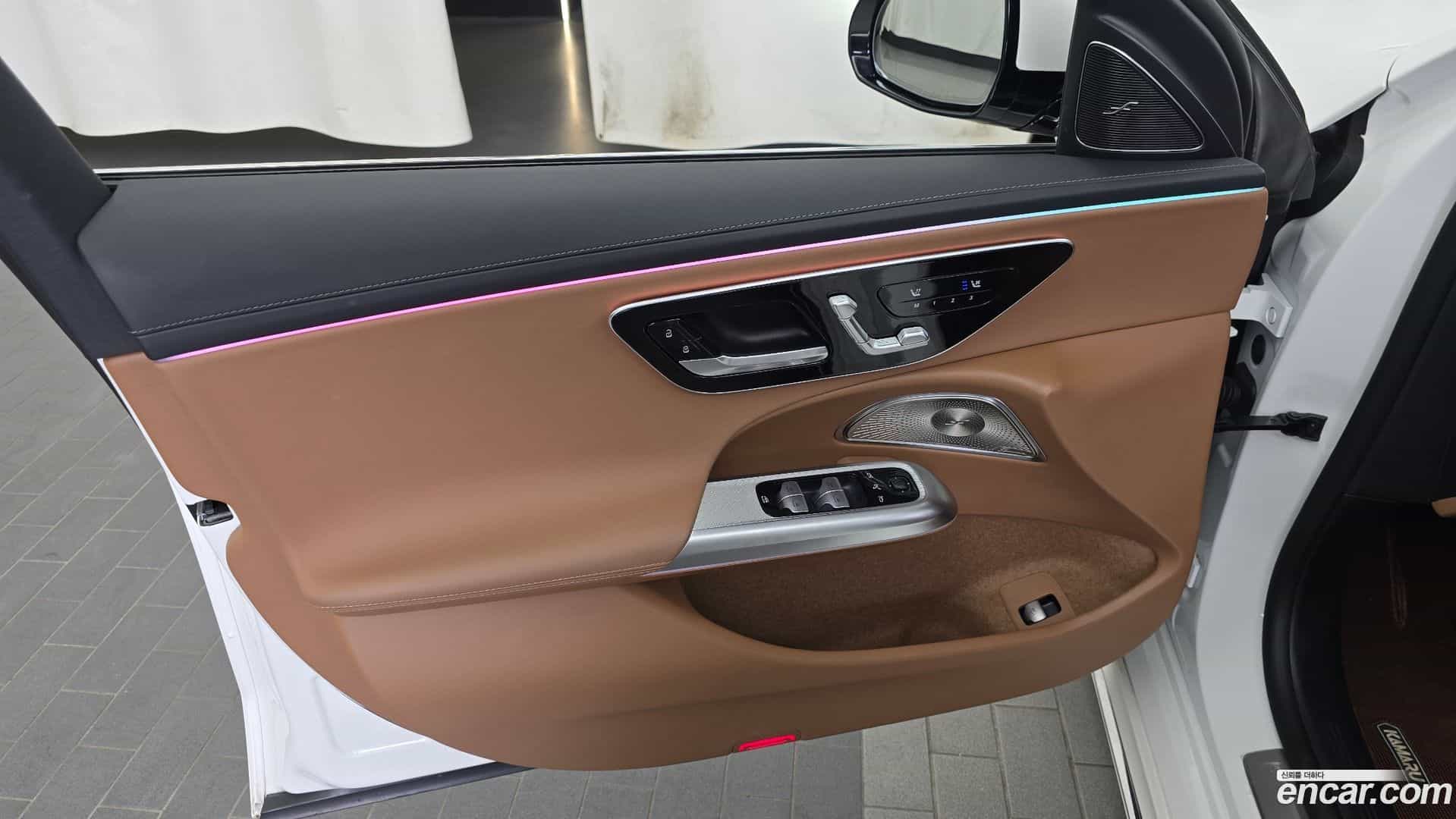 E-Class Mercedes-Benz 2024.4-INNER-034