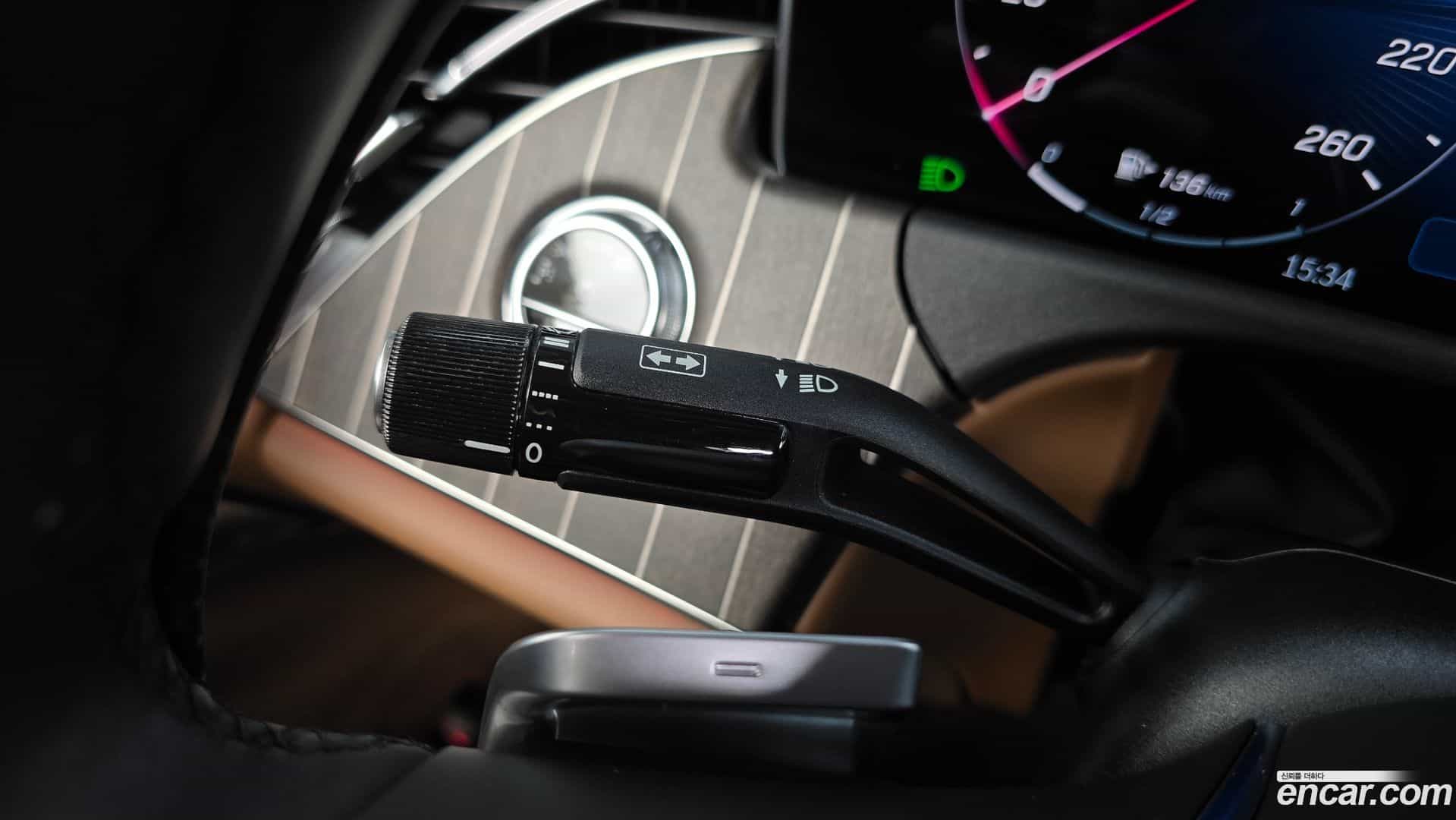 E-Class Mercedes-Benz 2024.4-OPTION-041