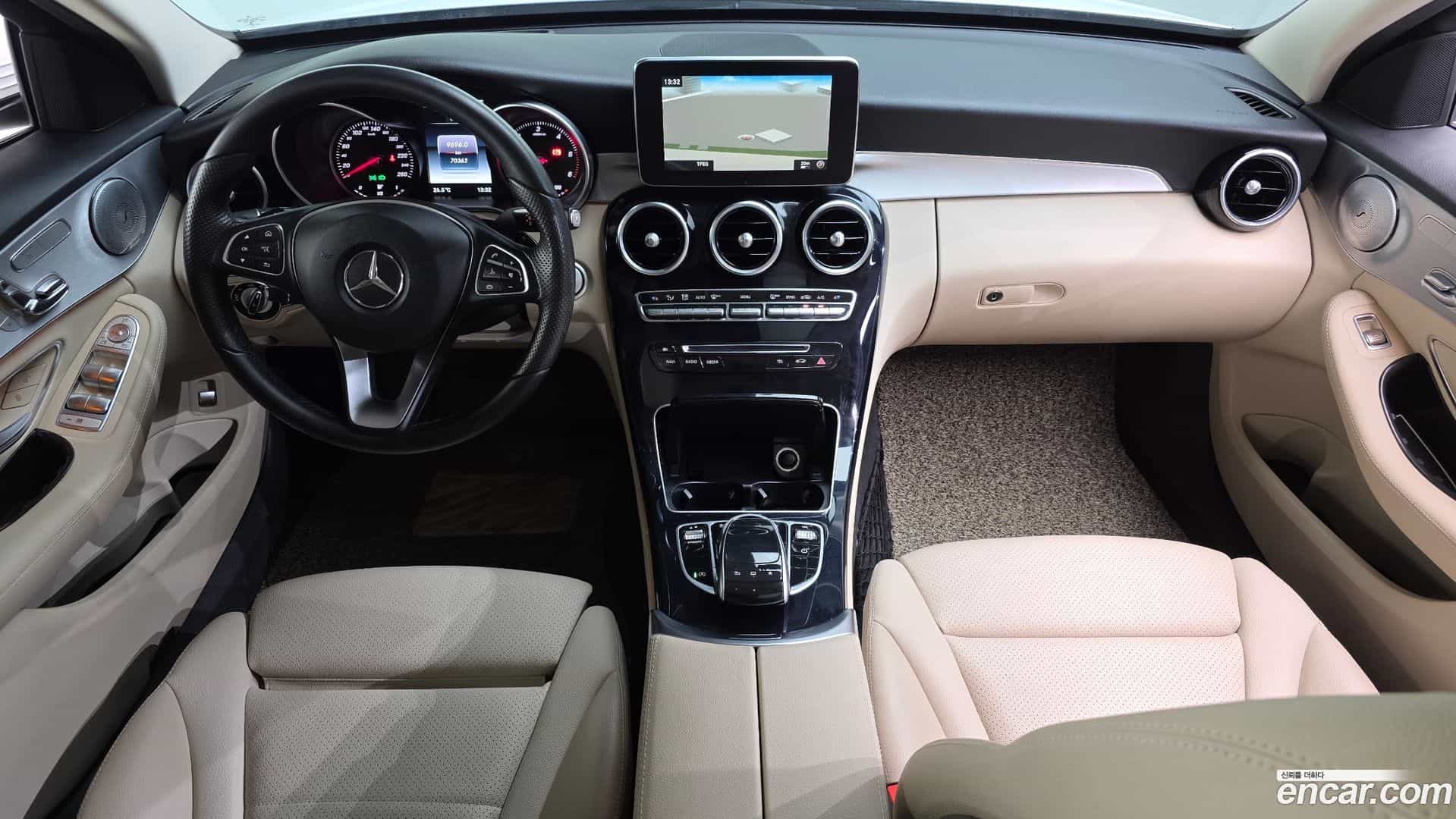 C-Class Mercedes-Benz 2016.6-INNER-007