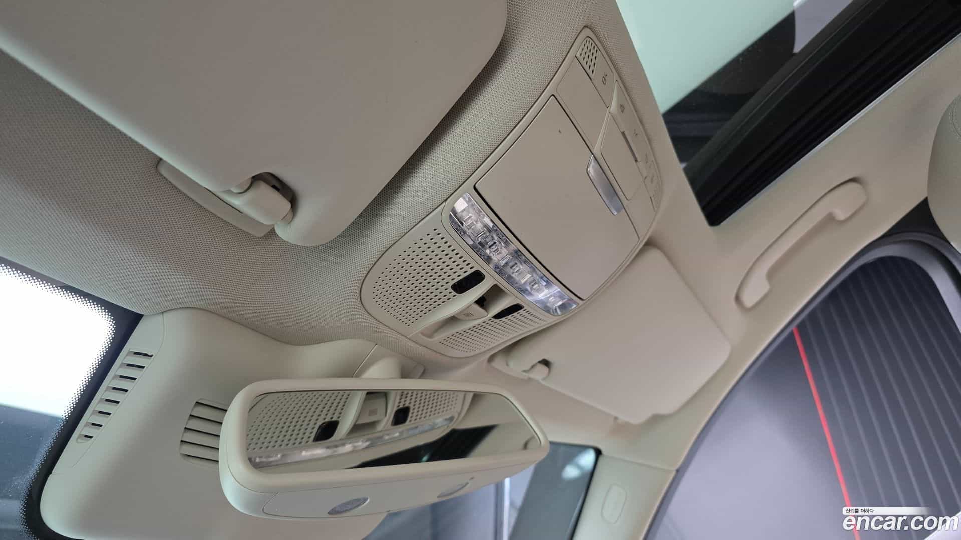 C-Class Mercedes-Benz 2016.6-OPTION-023