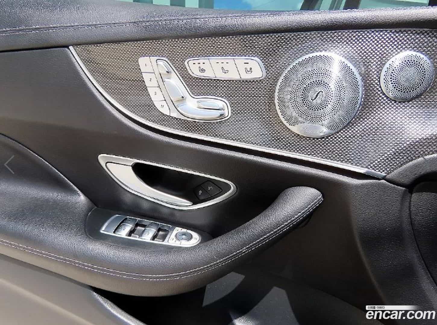 E-Class Mercedes-Benz 2018.3-OPTION-015