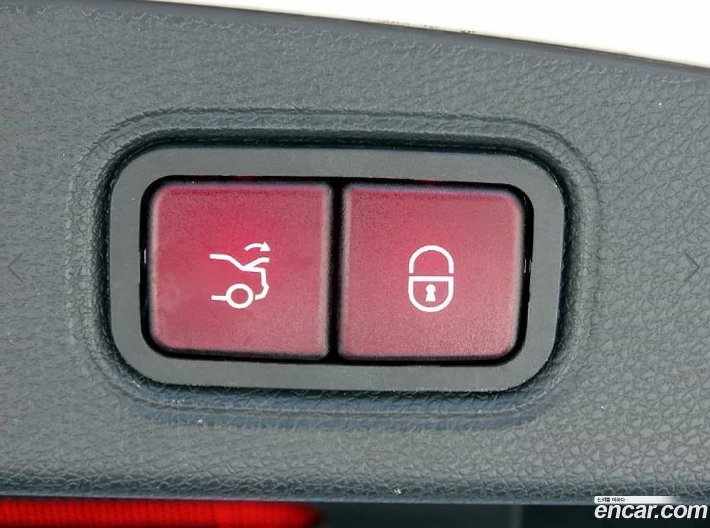E-Class Mercedes-Benz 2018.3-OPTION-021