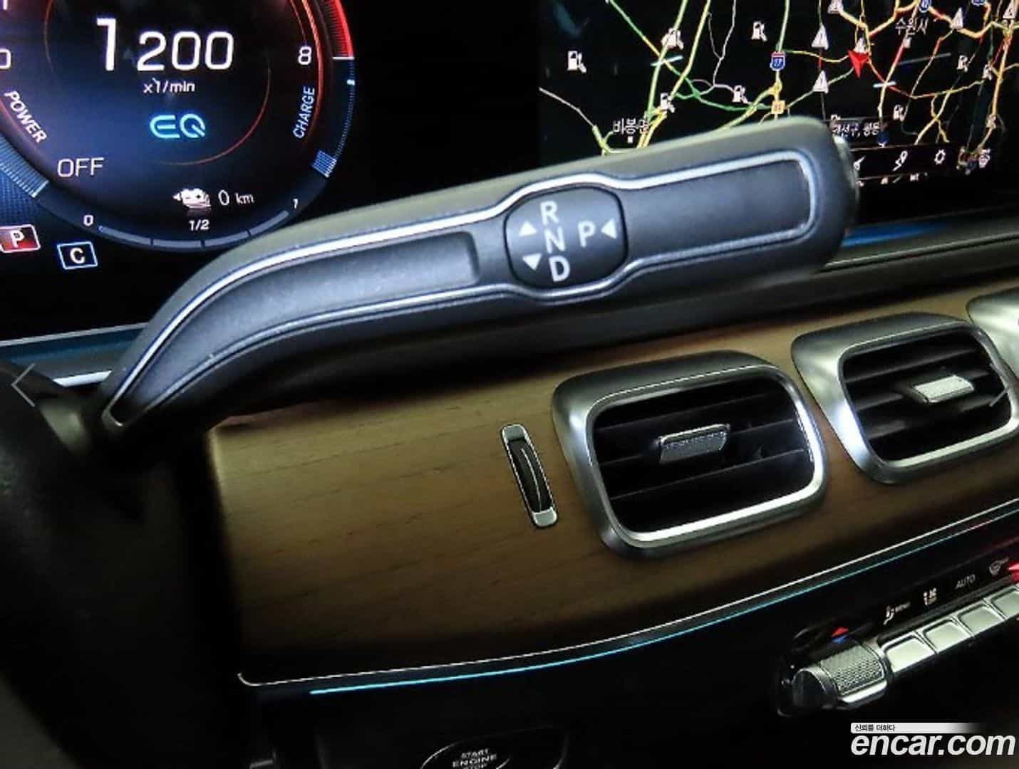 GLE-Class Mercedes-Benz 2021.10-OPTION-016