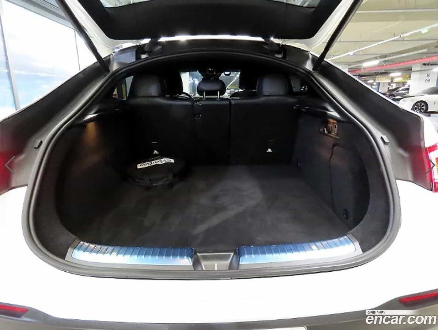 GLE-Class Mercedes-Benz 2021.10-OPTION-020