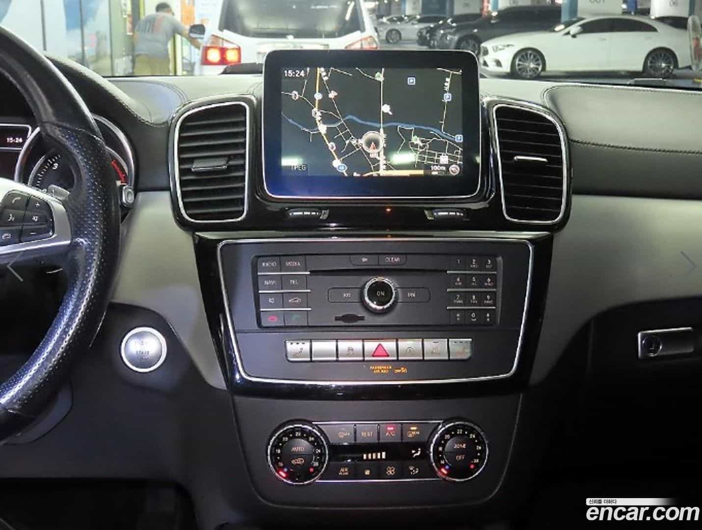 GLE-Class Mercedes-Benz 2017.6-OPTION-015