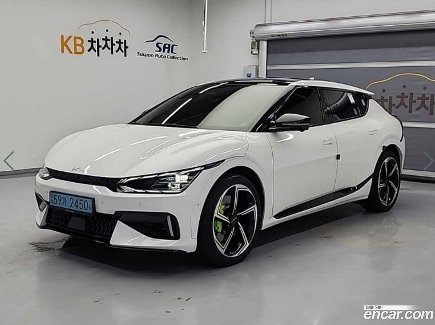 Main__Slider__Photo:EV6 Kia 2023.2-0