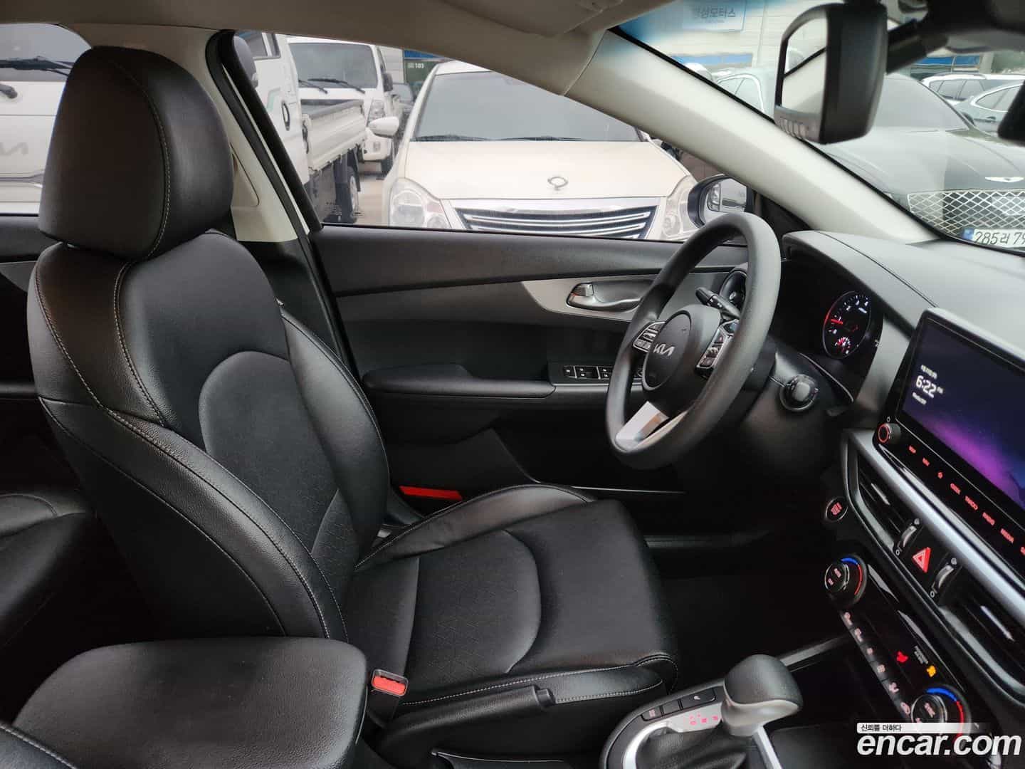K3 Kia 2022.0-INNER-008