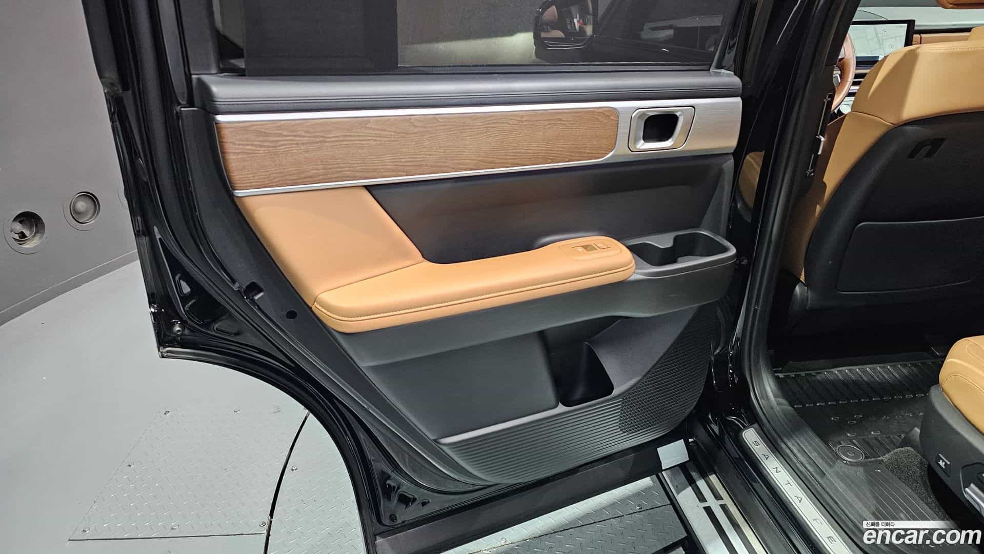 Santafe Hyundai 2024.1-INNER-035