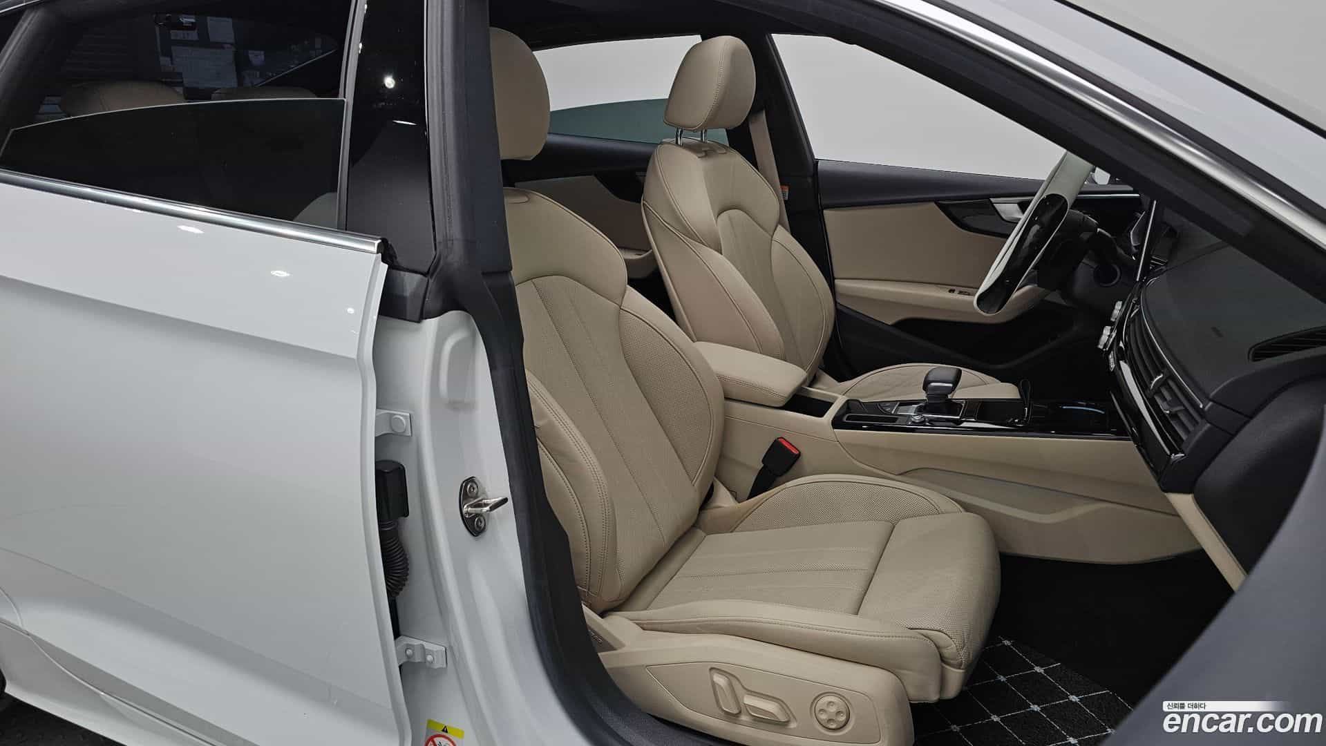 A5 Audi 2021.5-INNER-036