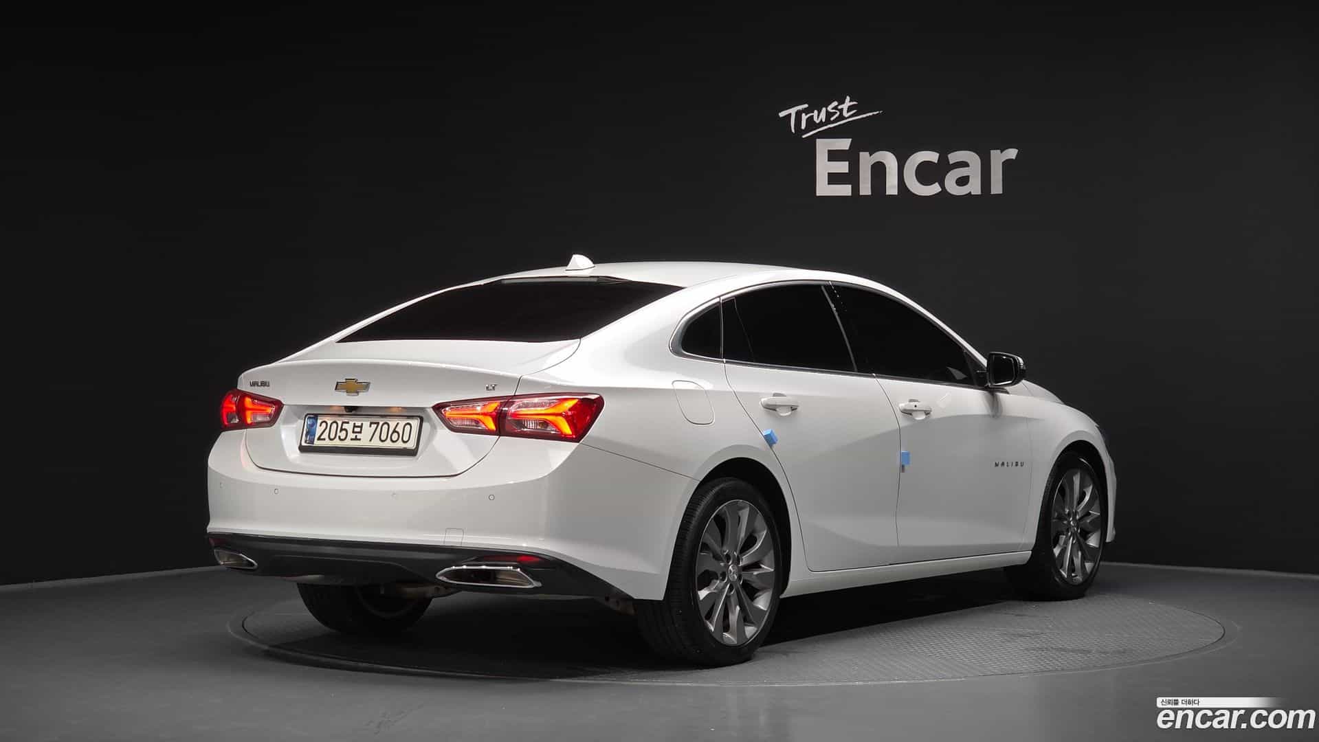 Malibu Chevrolet 2021.5-OUTER-002
