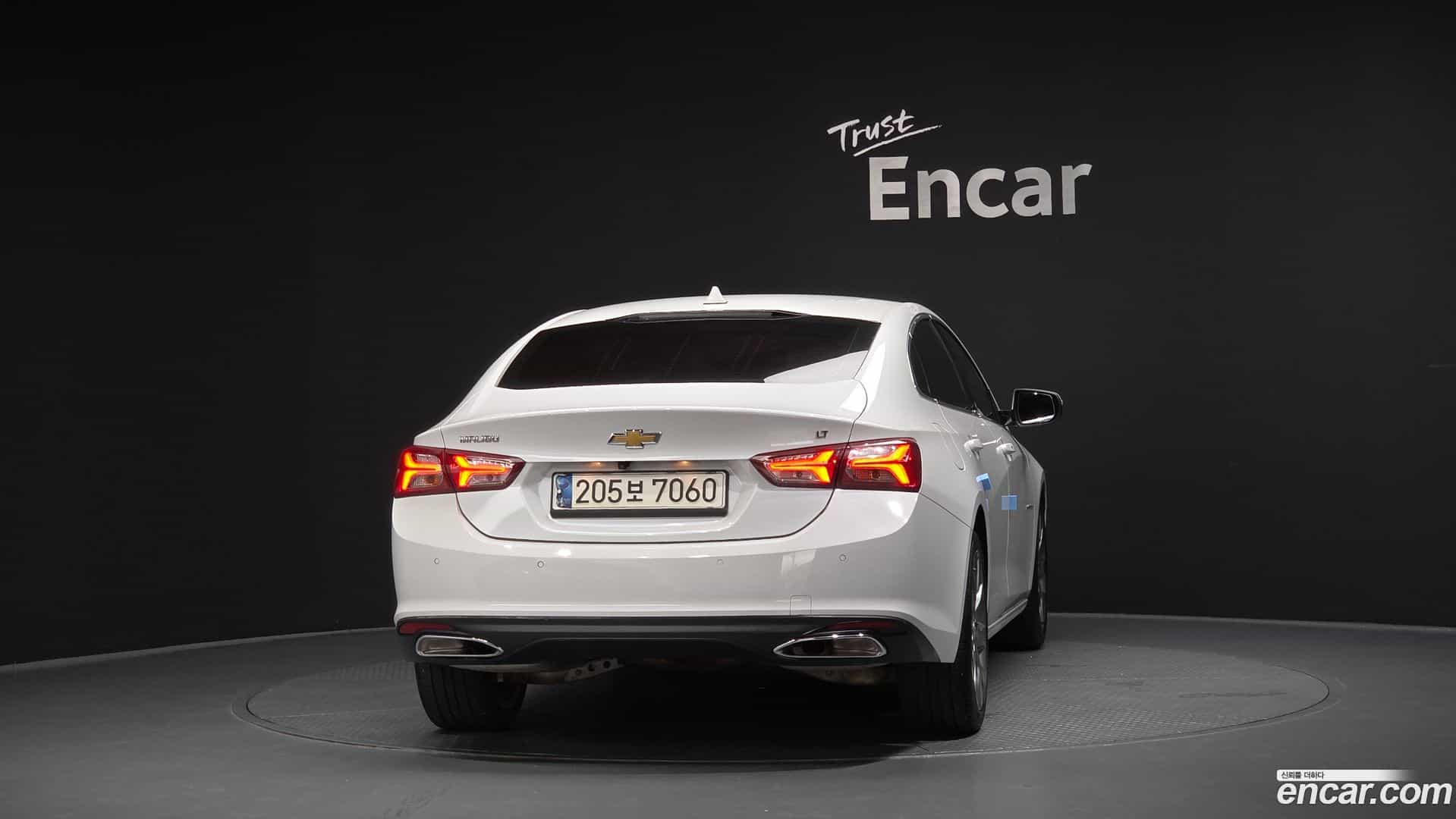 Malibu Chevrolet 2021.5-OUTER-004