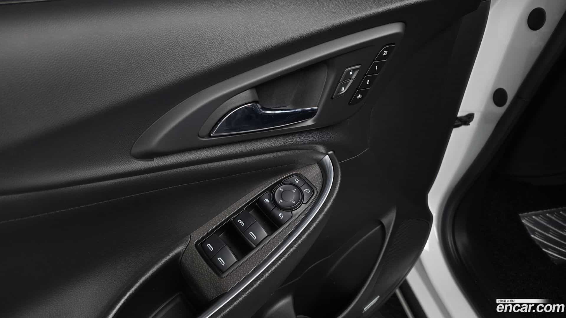 Malibu Chevrolet 2021.5-OPTION-041