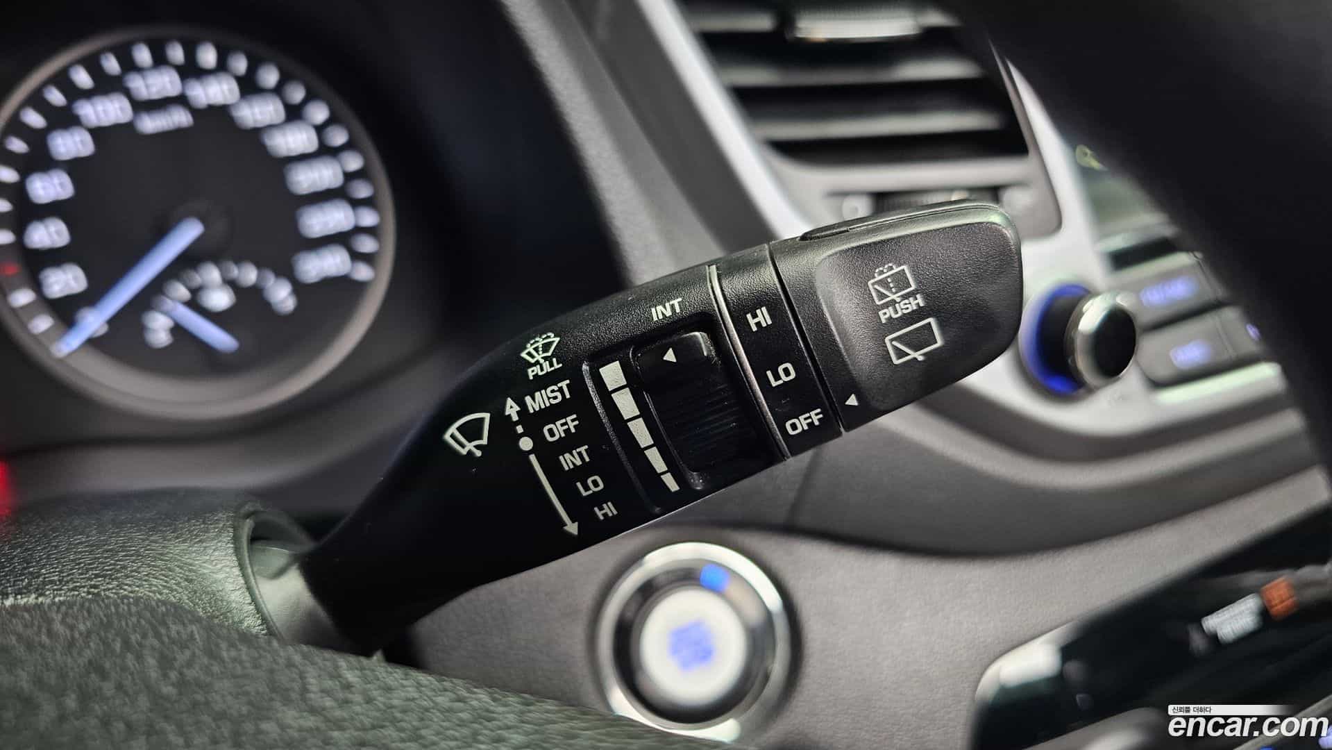 Tucson Hyundai 2016.4-OPTION-024