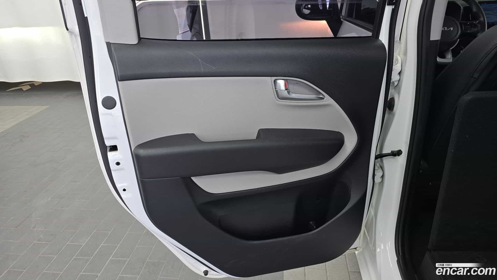 RAY Kia 2023.7-INNER-035