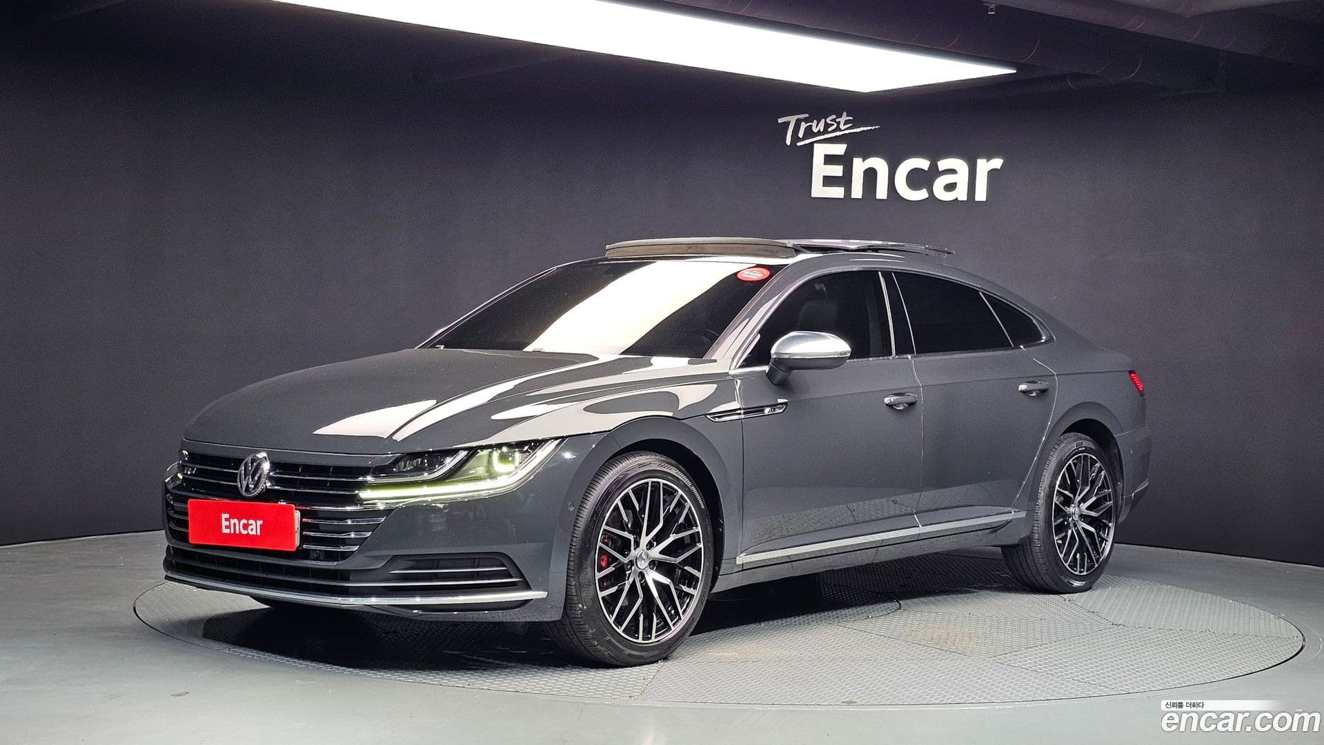 Main__Slider__Photo:Arteon Volkswagen 2019.11-0