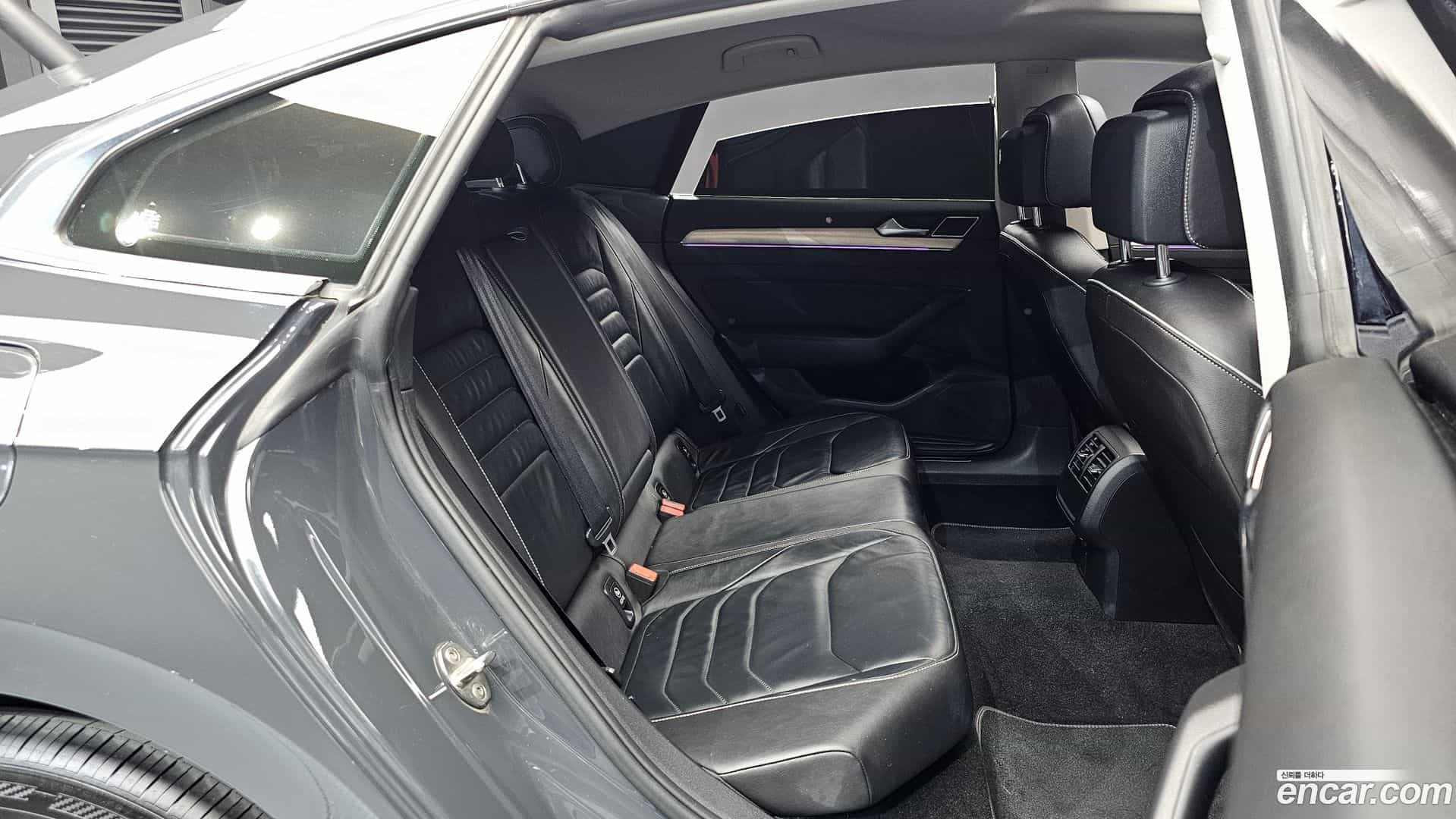 Arteon Volkswagen 2019.11-OPTION-015