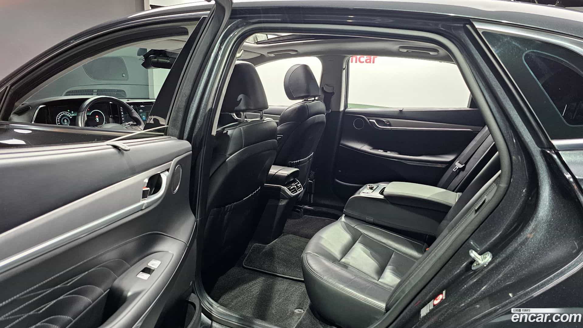 Grandeur Hyundai 2020.7-OPTION-015
