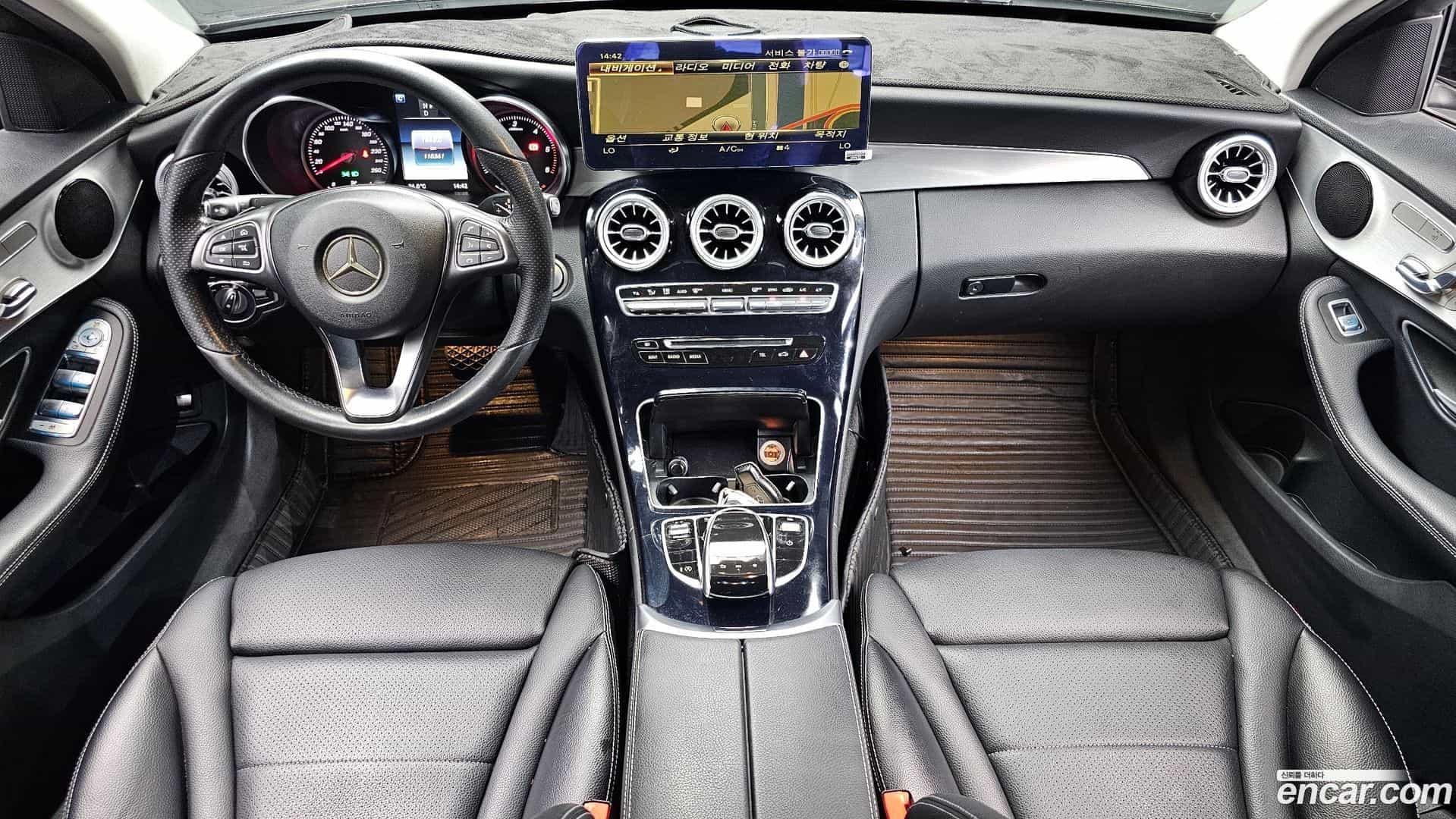 C-Class Mercedes-Benz 2017.7-INNER-007