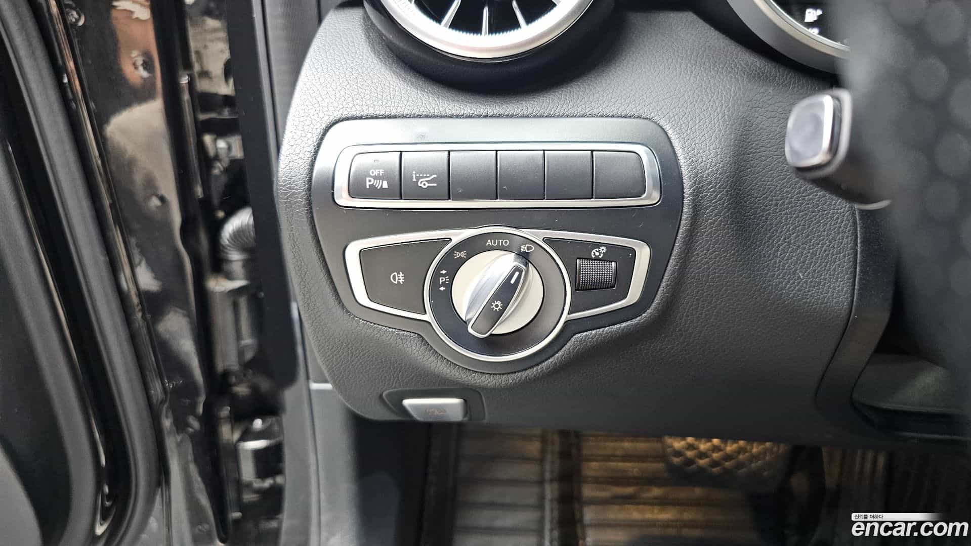 C-Class Mercedes-Benz 2017.7-OPTION-023