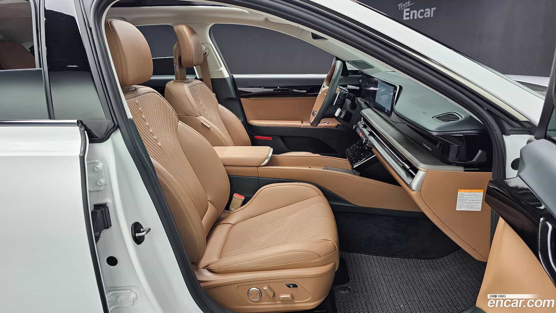 Grandeur Hyundai 2024.5-OPTION-016