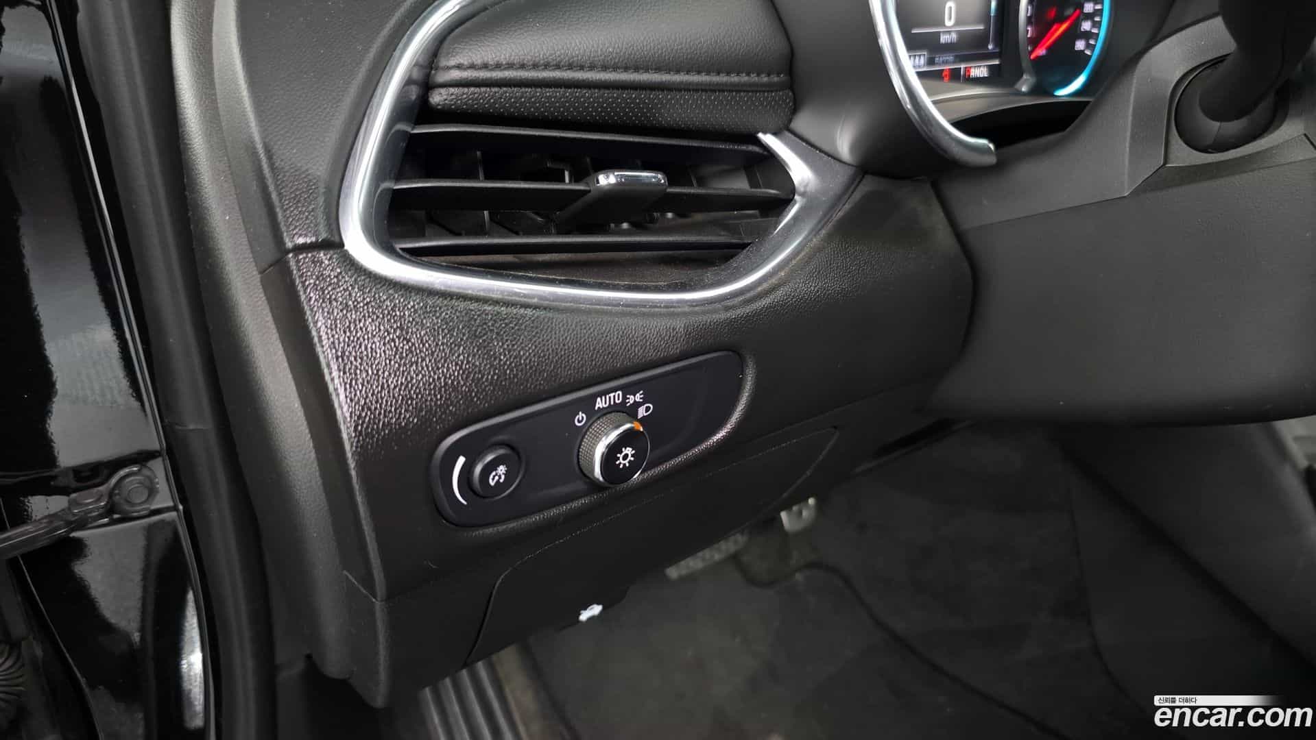 Malibu Chevrolet 2017.5-OPTION-043