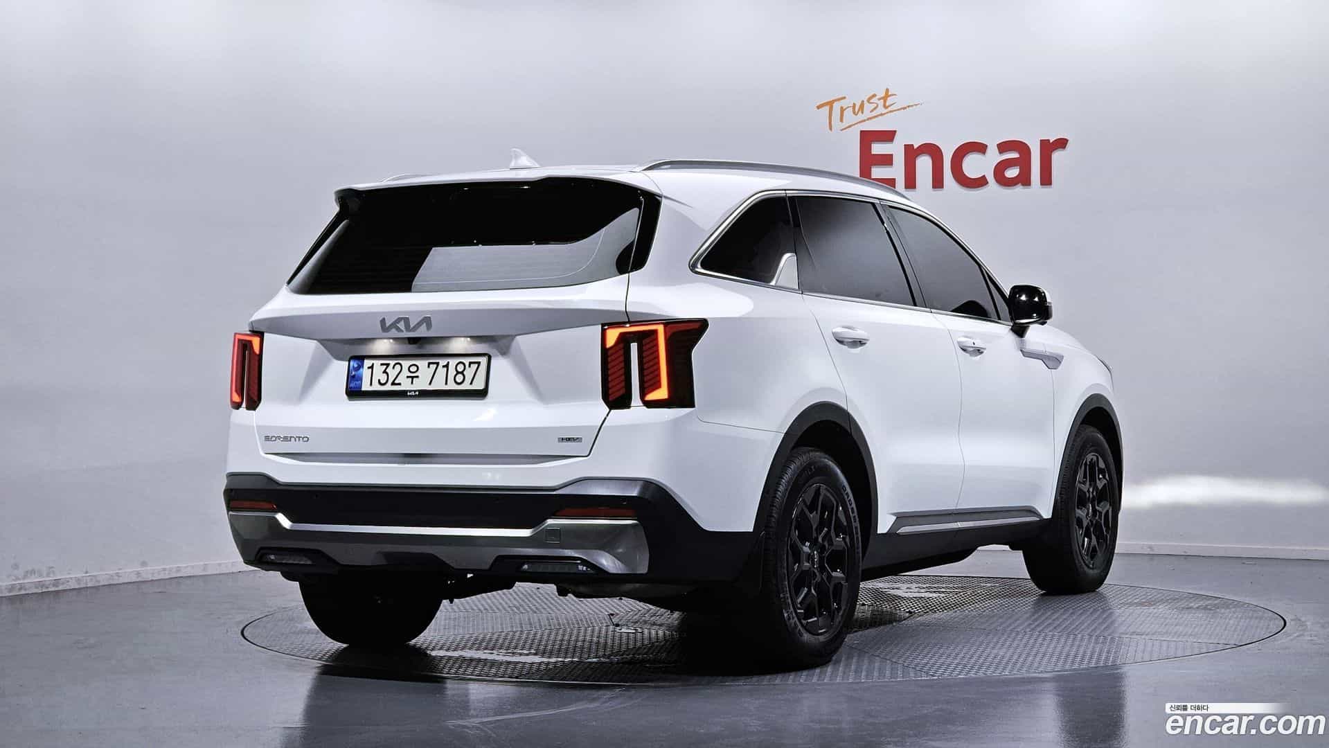 Sorento Kia 2024.0-OUTER-002