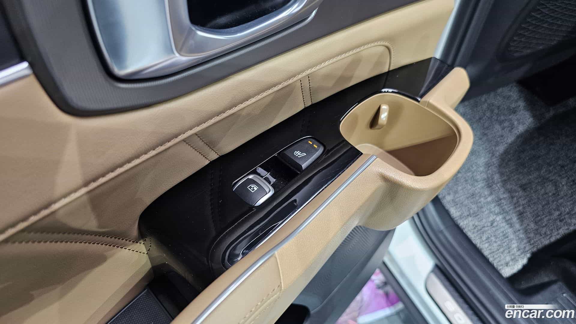 Sorento Kia 2024.0-OPTION-024