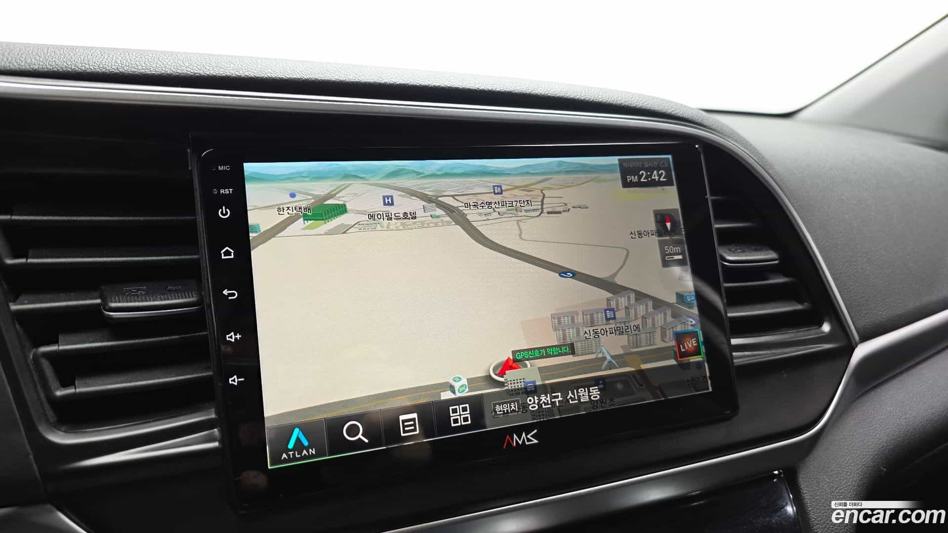 AVANTE Hyundai 2018.10-OPTION-020