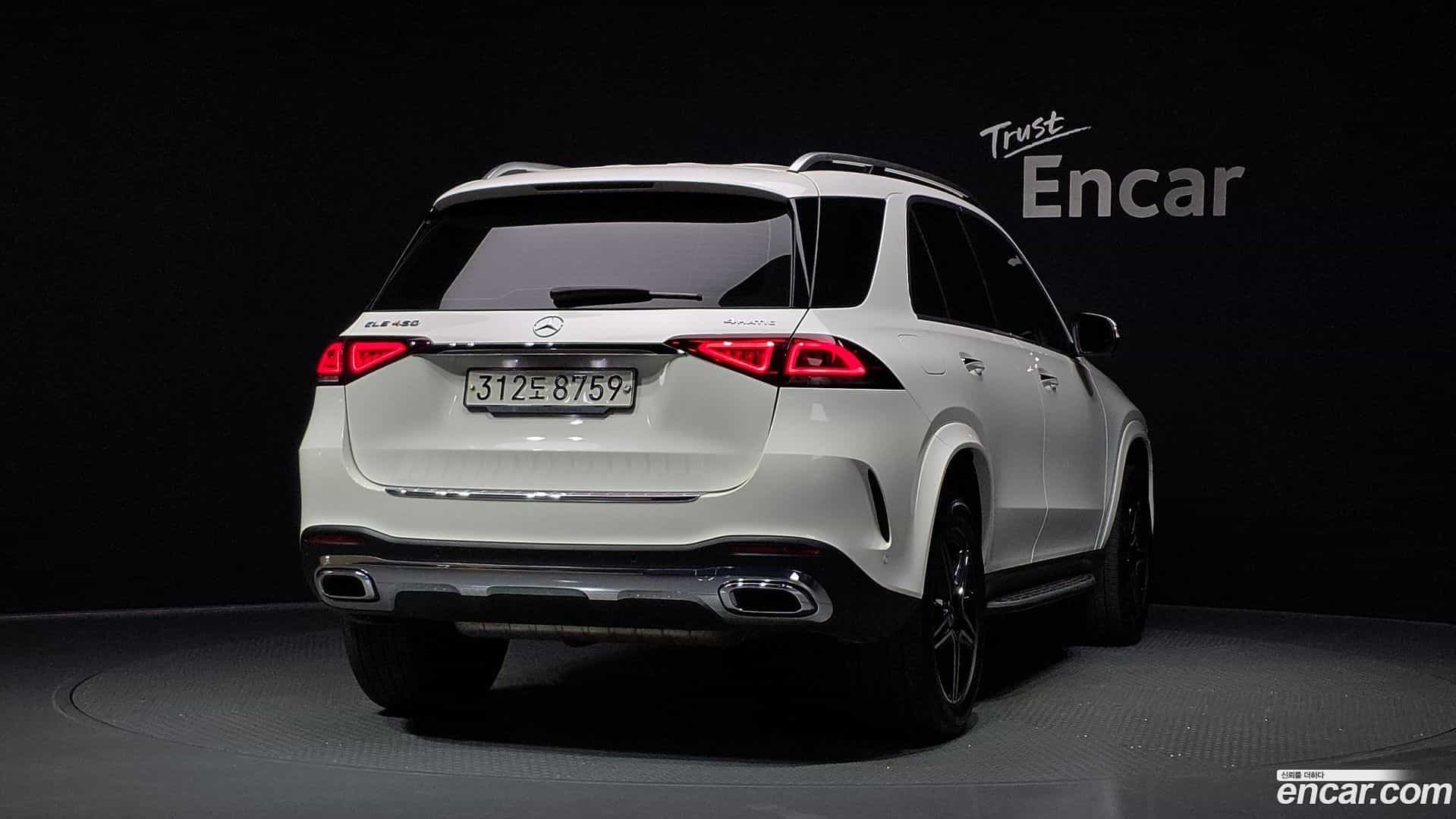 GLE-Class Mercedes-Benz 2019.9-OUTER-002